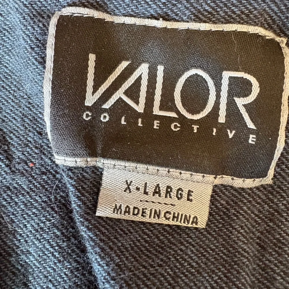 Valor Collective XL Navy Blue 100% Cotton Button Down Long Sleeve